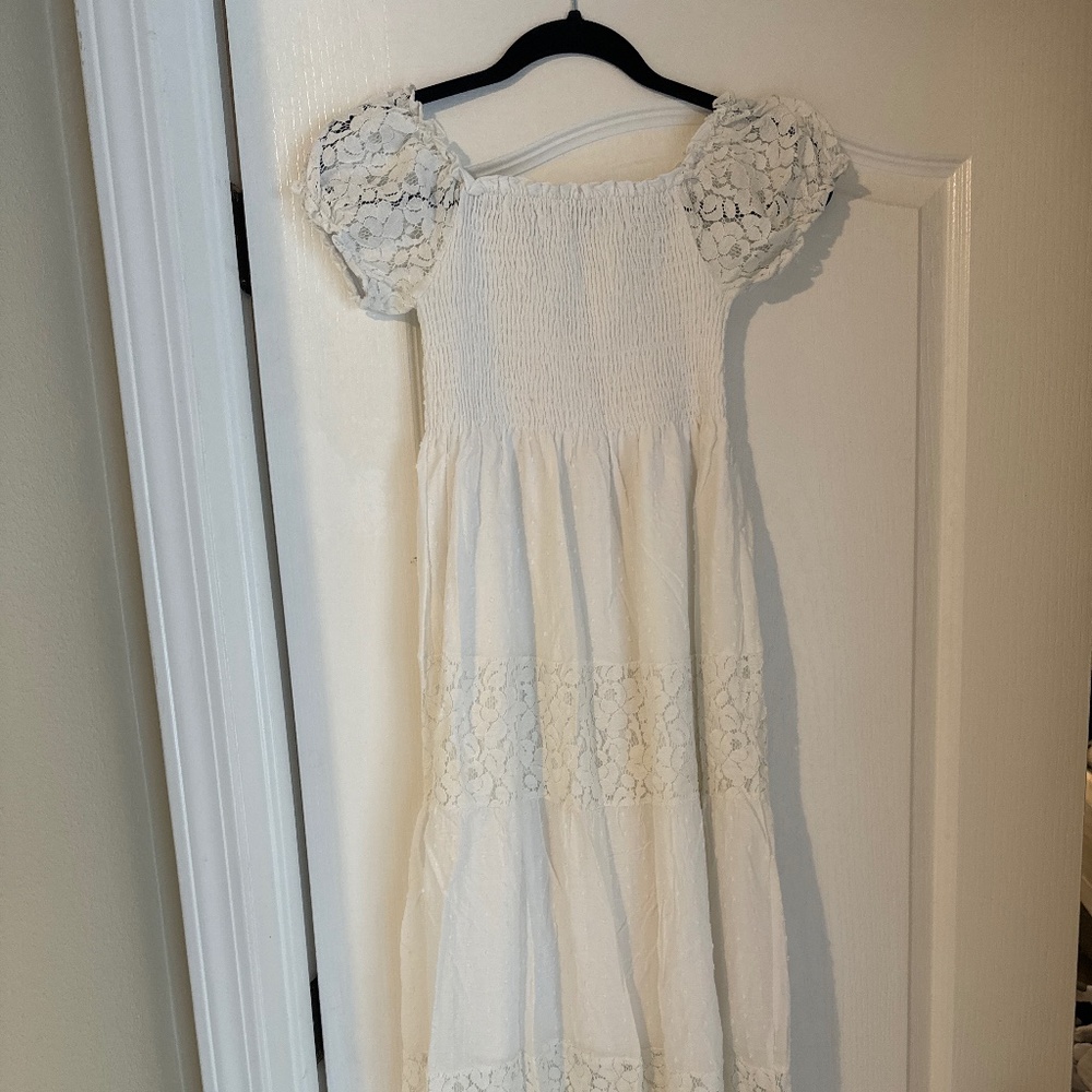 White maxi dress